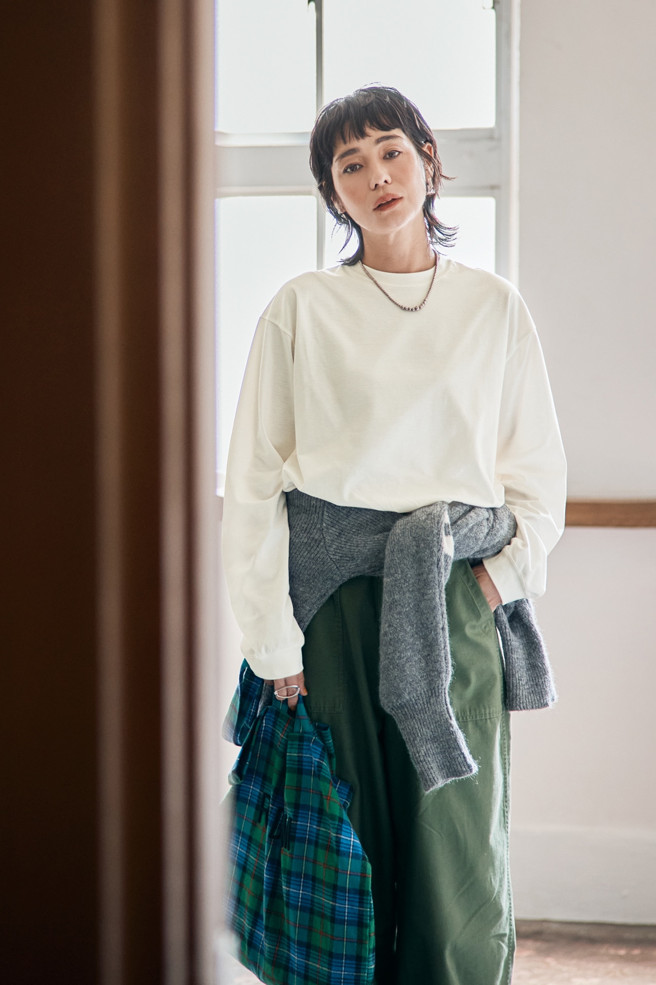 竹下玲奈さんのLEE限定 12closet（トゥエルブクローゼット）【洗える】【石上美津江さんコラボ】ボクシーロングスリーブTシャツのコーデ