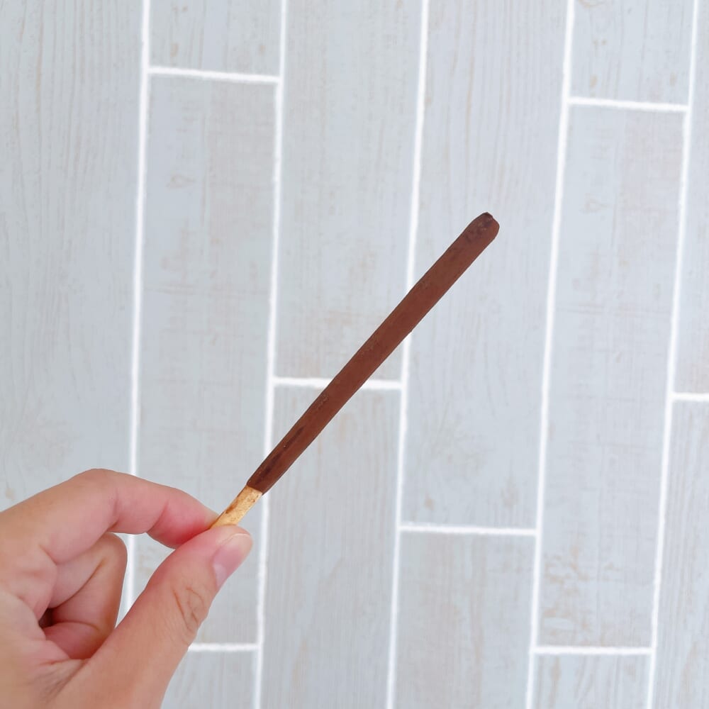 ポッキー　プレミアムガーナ　ミルクティー　冬のくちどけ