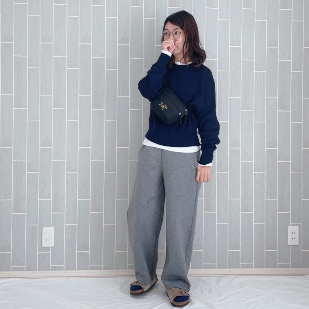 UNIQLO　スムースコットンクルーネックセーター