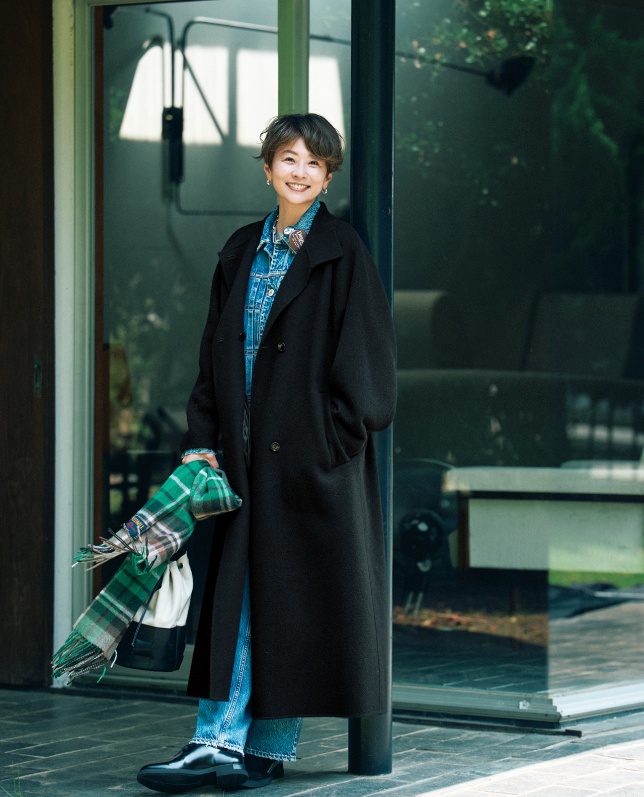 五明祐子さんのLEE DAYS限定 Curensology(カレンソロジー)【五明祐子さんコラボ】ラムウールリバースタンドコートのコーデ