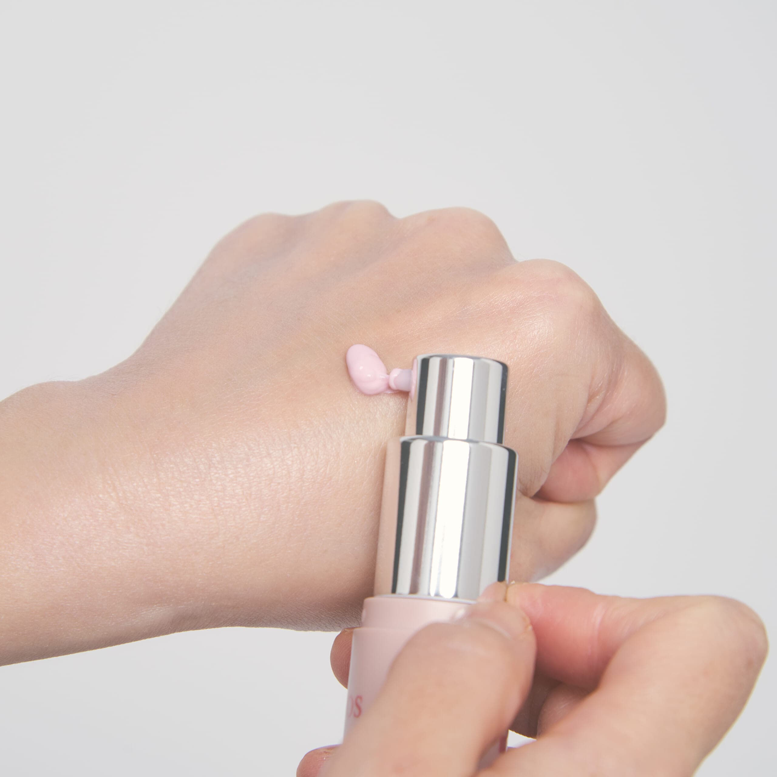 ミネラルインナートリートメントベース マカロンピンクをお試し!