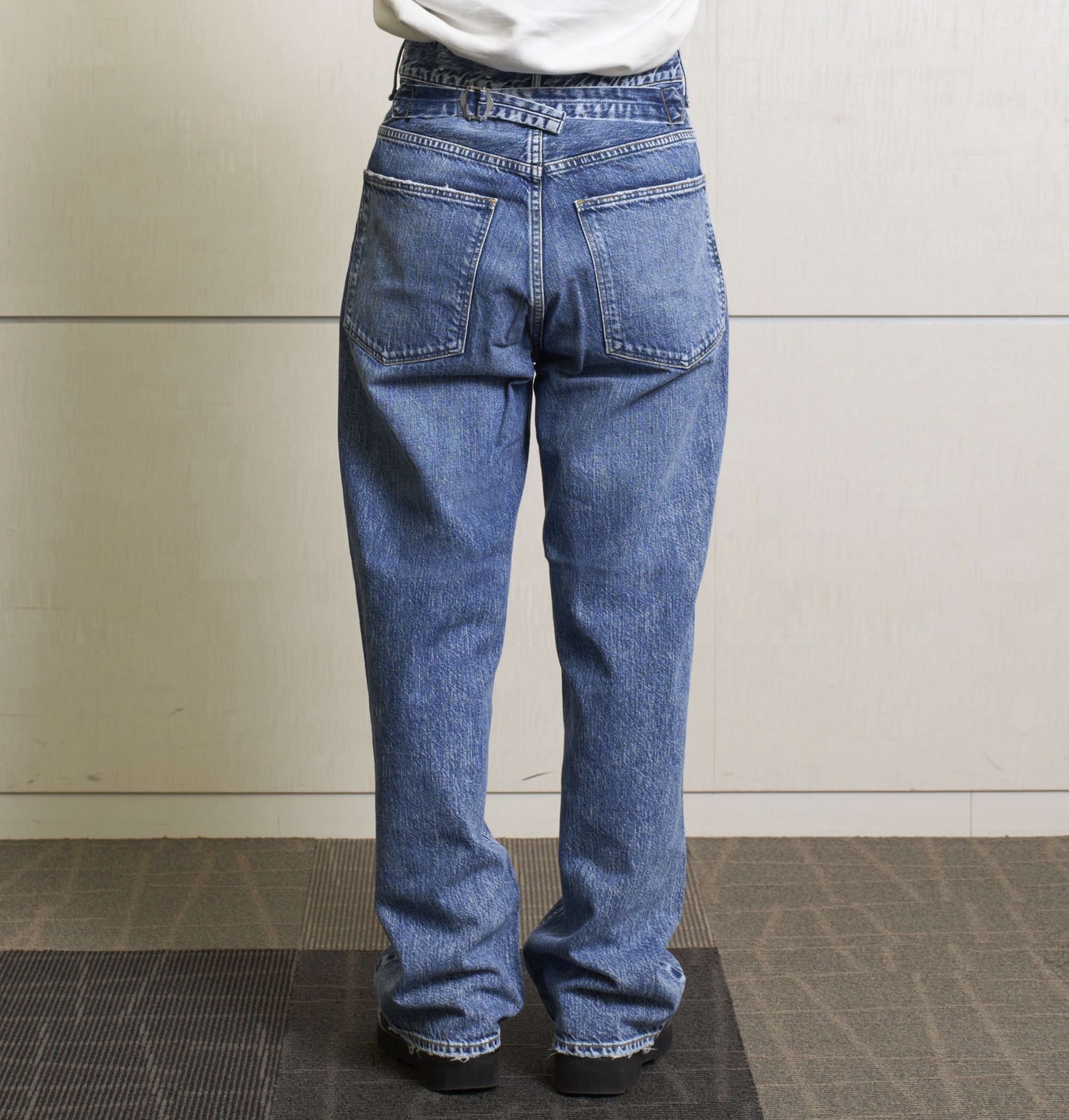 低身長スタッフがアッパーハイツのデニムをお試し