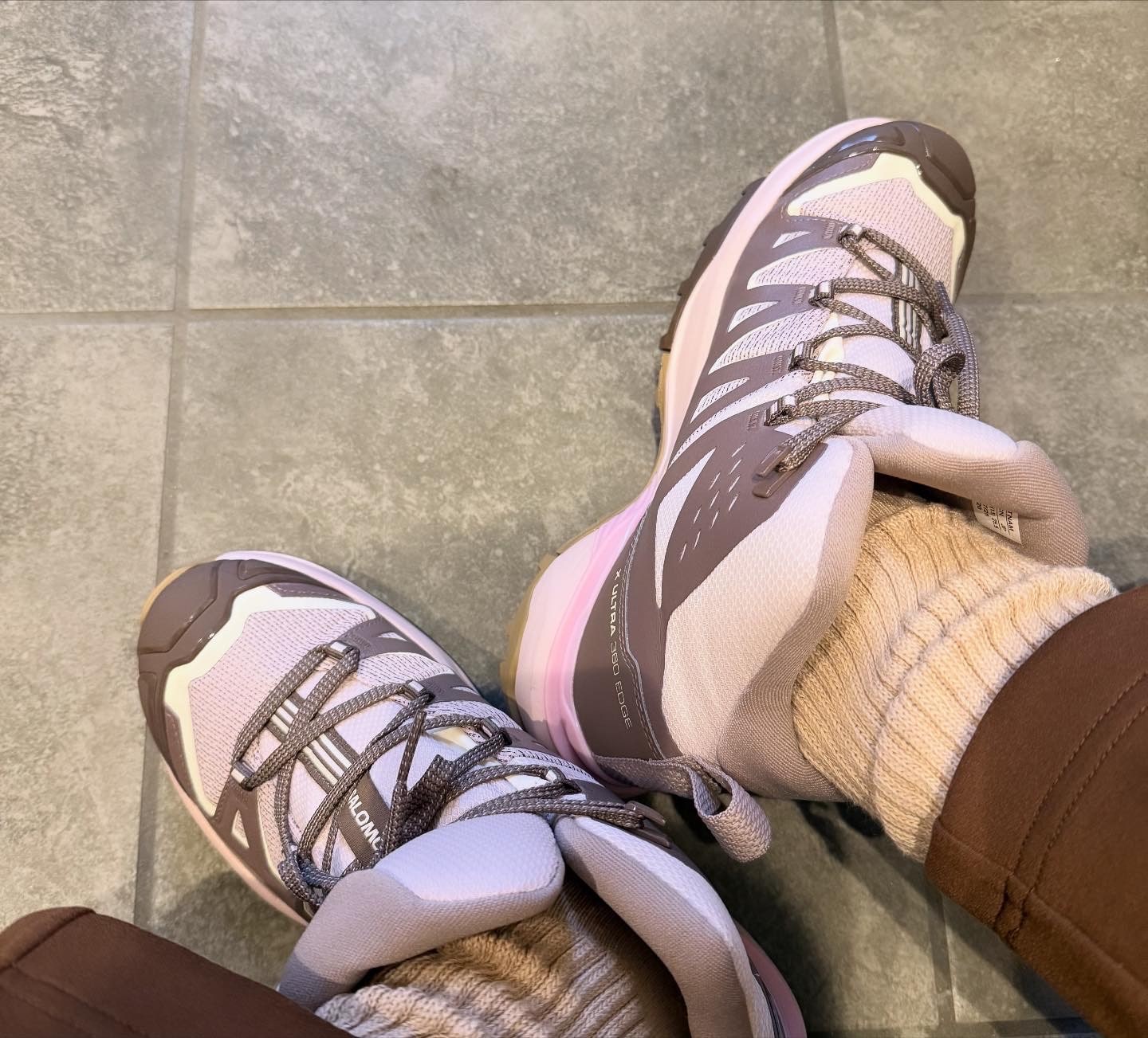 サロモン ハイクシューズ