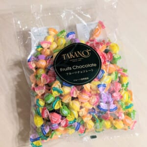 新宿高野のフルーツチョコパッケージ全体