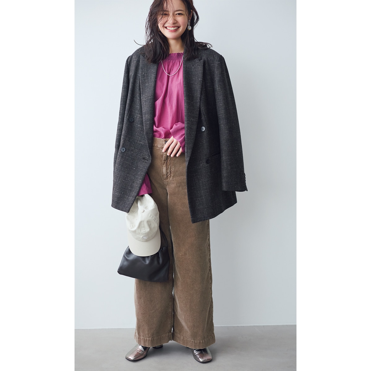 明日なに着る1105　モデル／岸本セシル