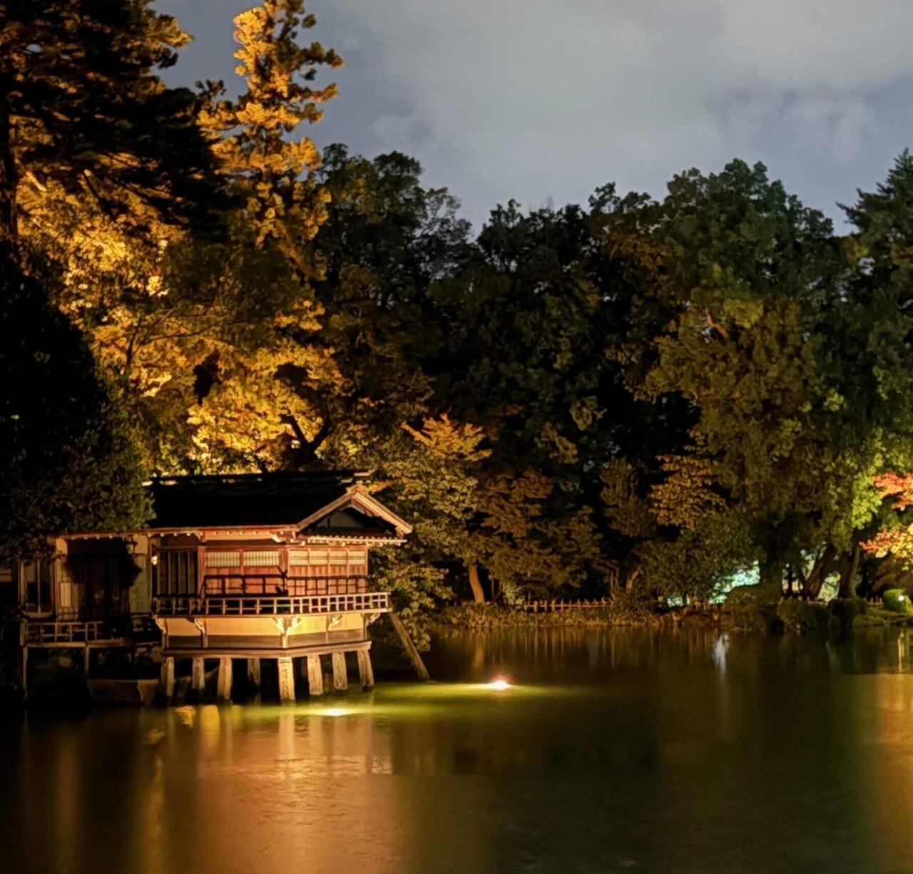 金沢観光 兼六園 ライトアップ