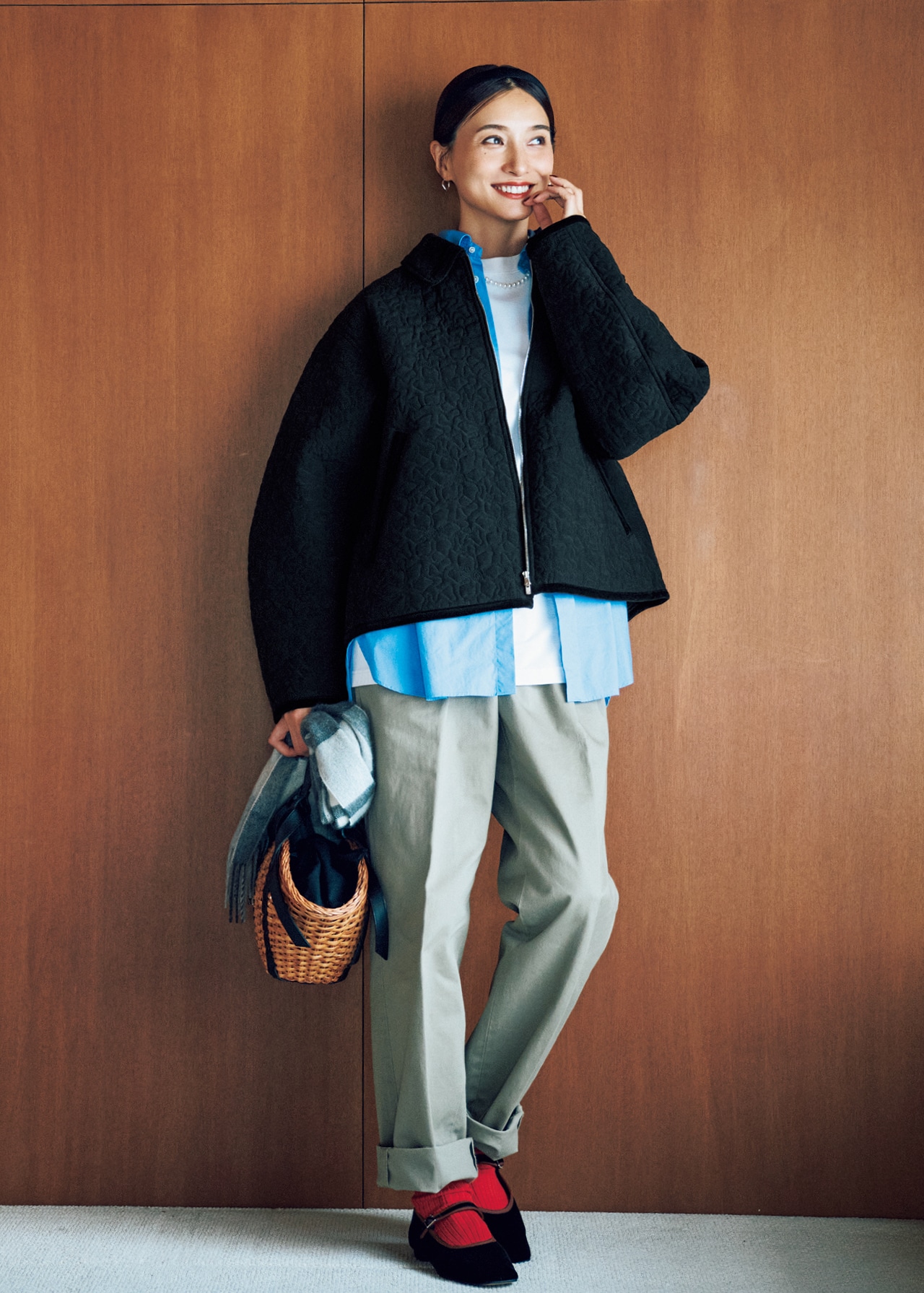 小濱なつきさんのOblada(オブラダ)FLOWER EMBROIDERY BLOUSONとLEE DAYS限定 Oblada(オブラダ)【洗える】PACK SOCKSとLEE DAYS限定 Oblada(オブラダ)OBLADA MARY JANE(VELOR)のコーデ