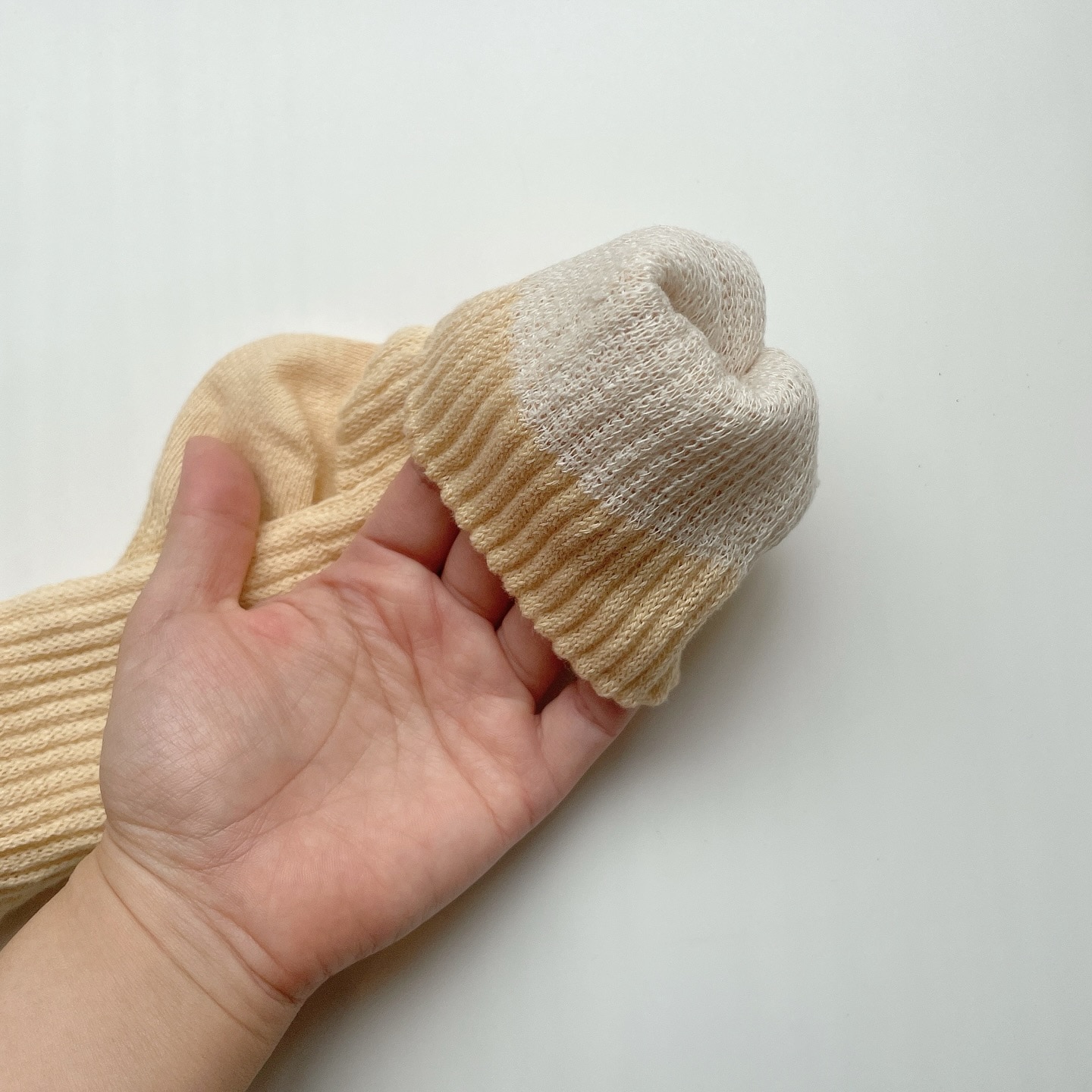 つま先フリーなおやすみシルクソックス