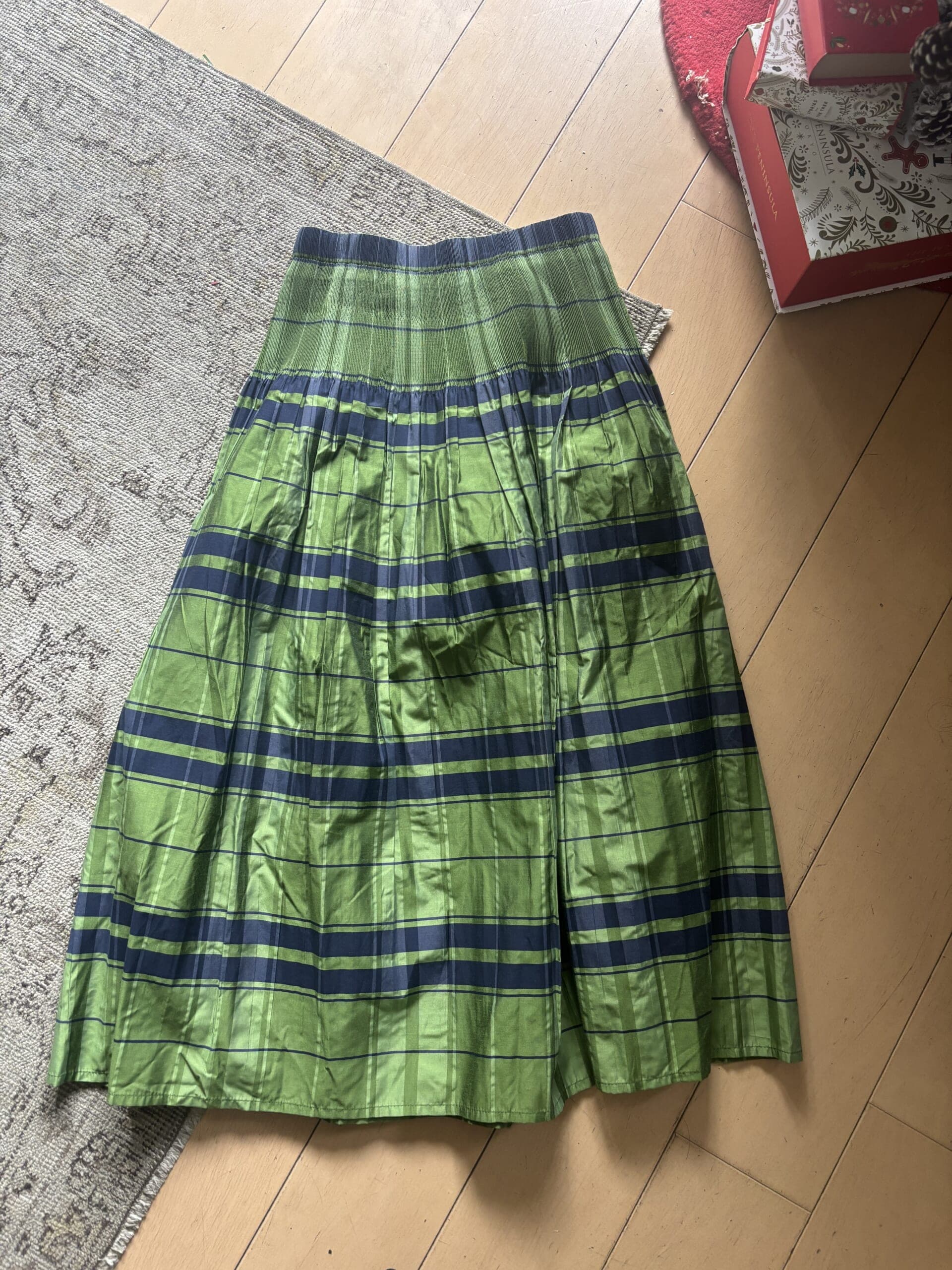 しまむらのチェック柄スカート