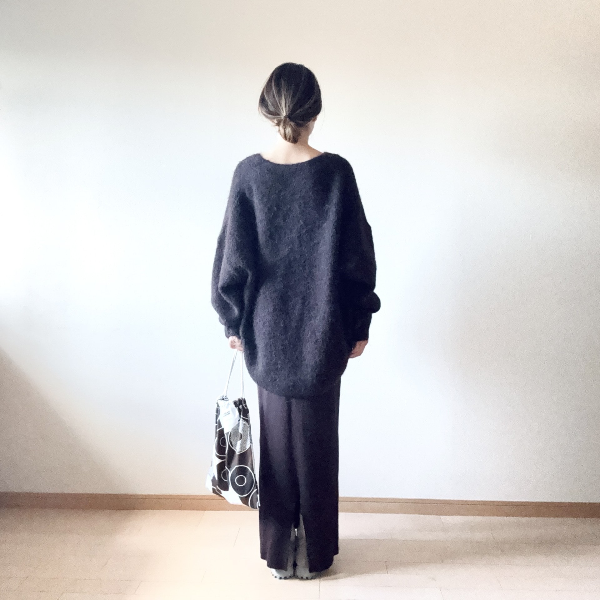 Spick and Span アルパカ混ニットカーディガン
NOBLE ニットスカート NOVESTA MARATHON RUNNNER SUPER TRAIL スニーカー
TEMBEA 巾着 PRINT DONUTS