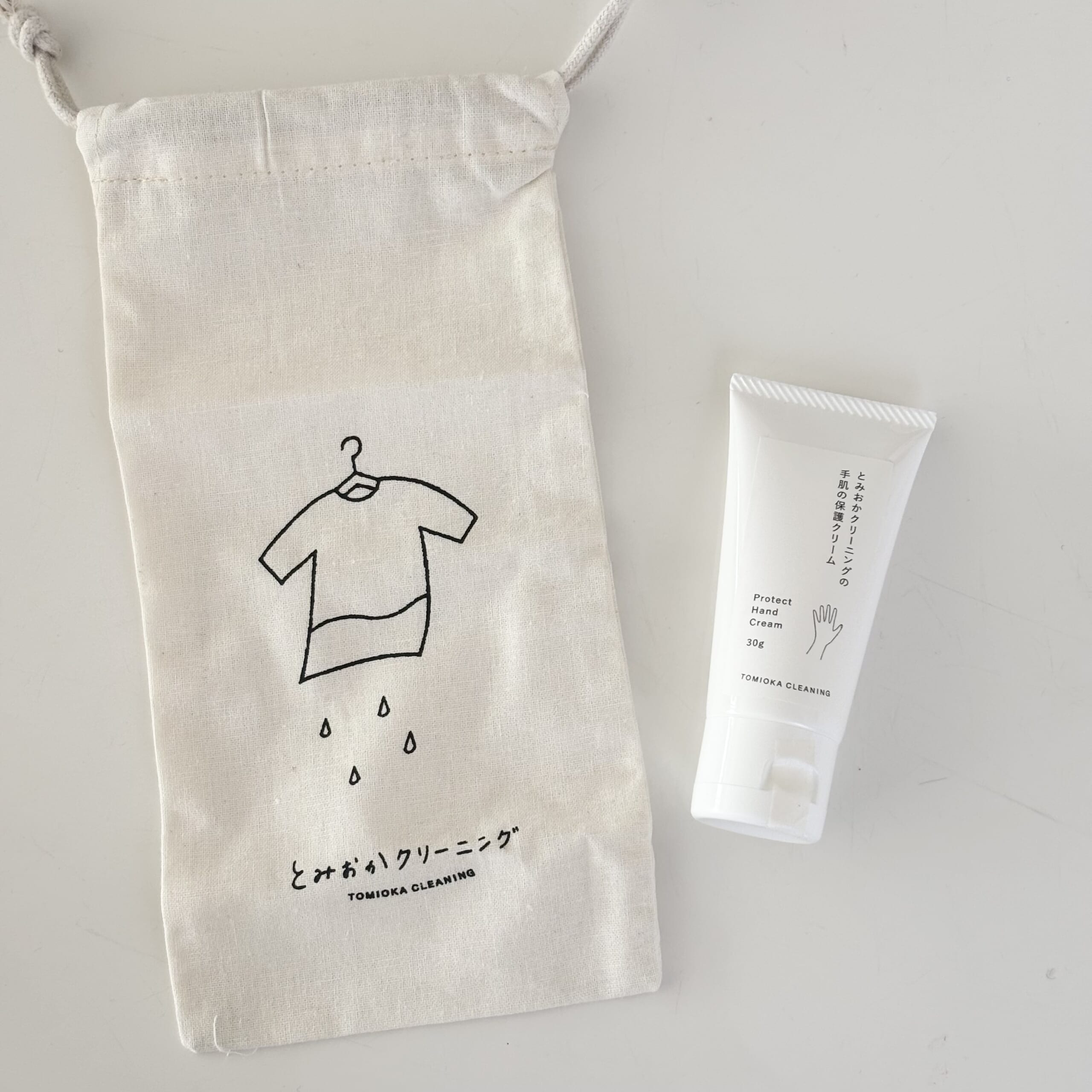 とみおかクリーニング　ハンドクリーム