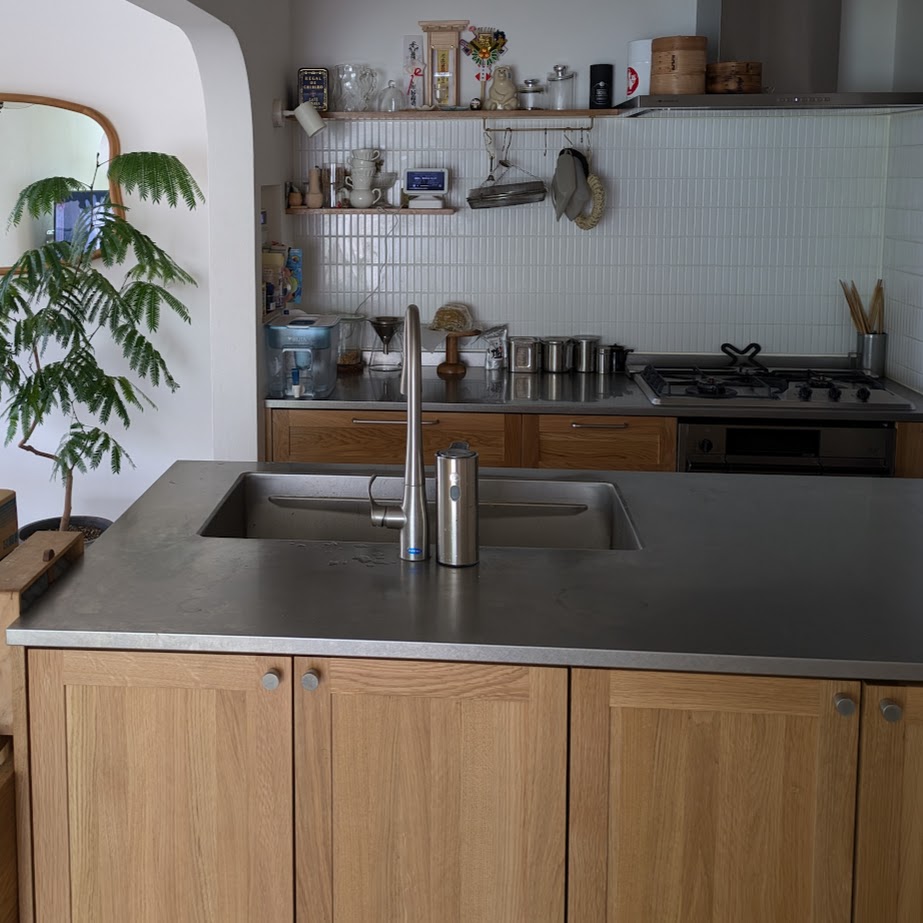 LEE100人隊のキッチン