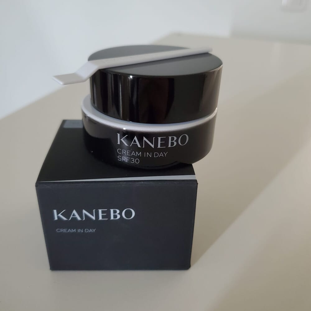 KANEBO　クリーム　イン　デイⅡ