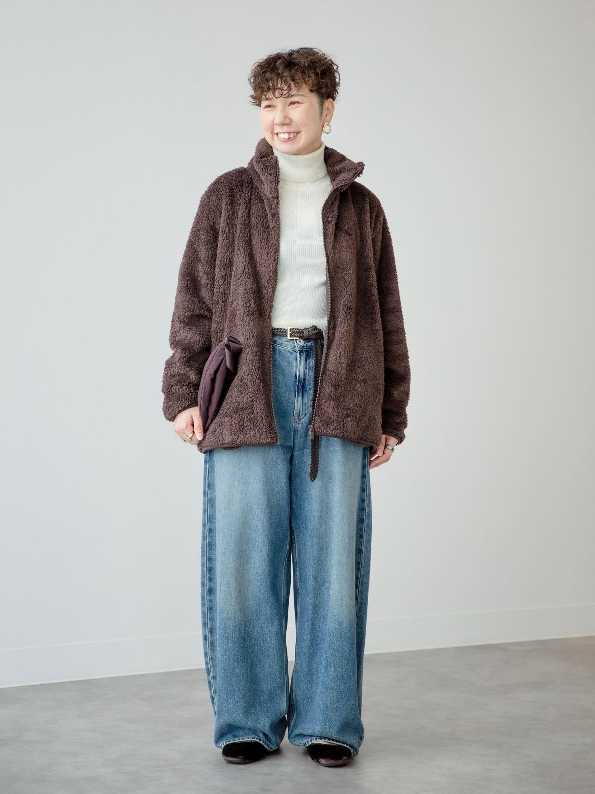 ファーリーフリースフルジップジャケットを使ったデニムコーデ