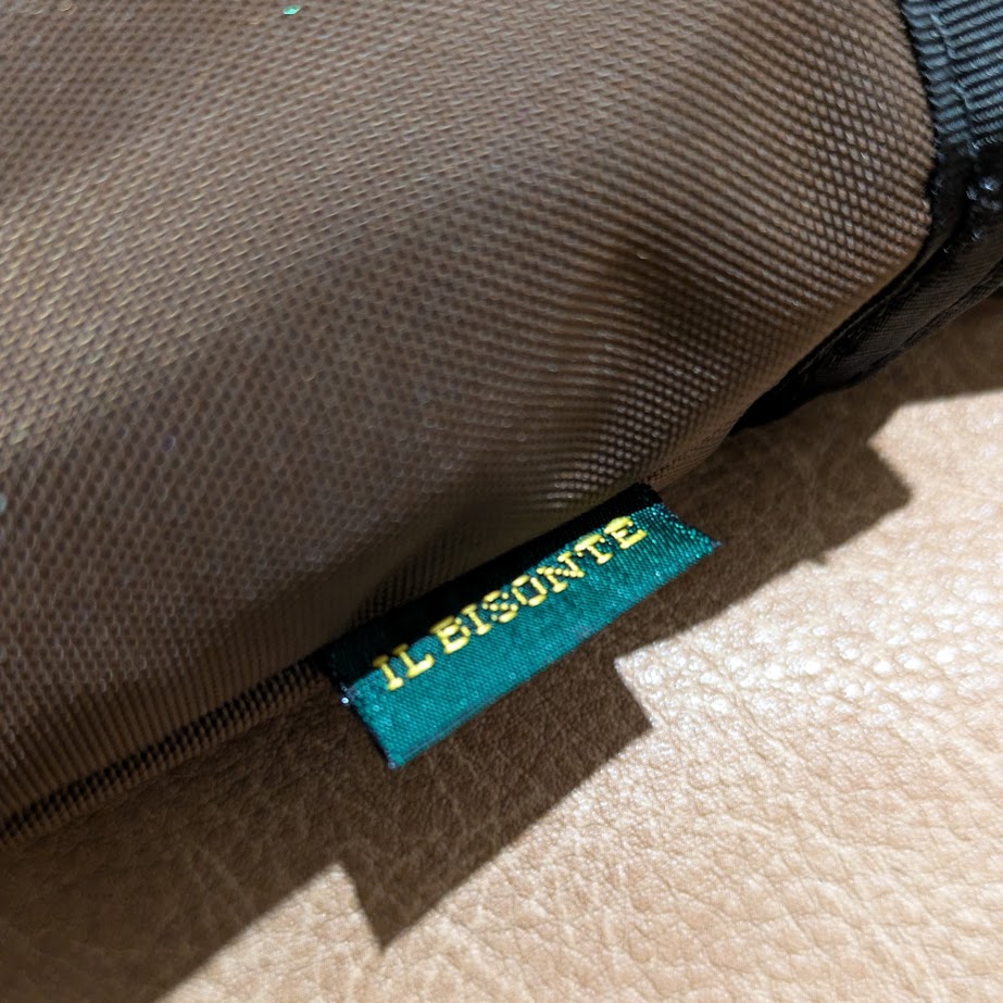 IL BISONTE ロゴ バック