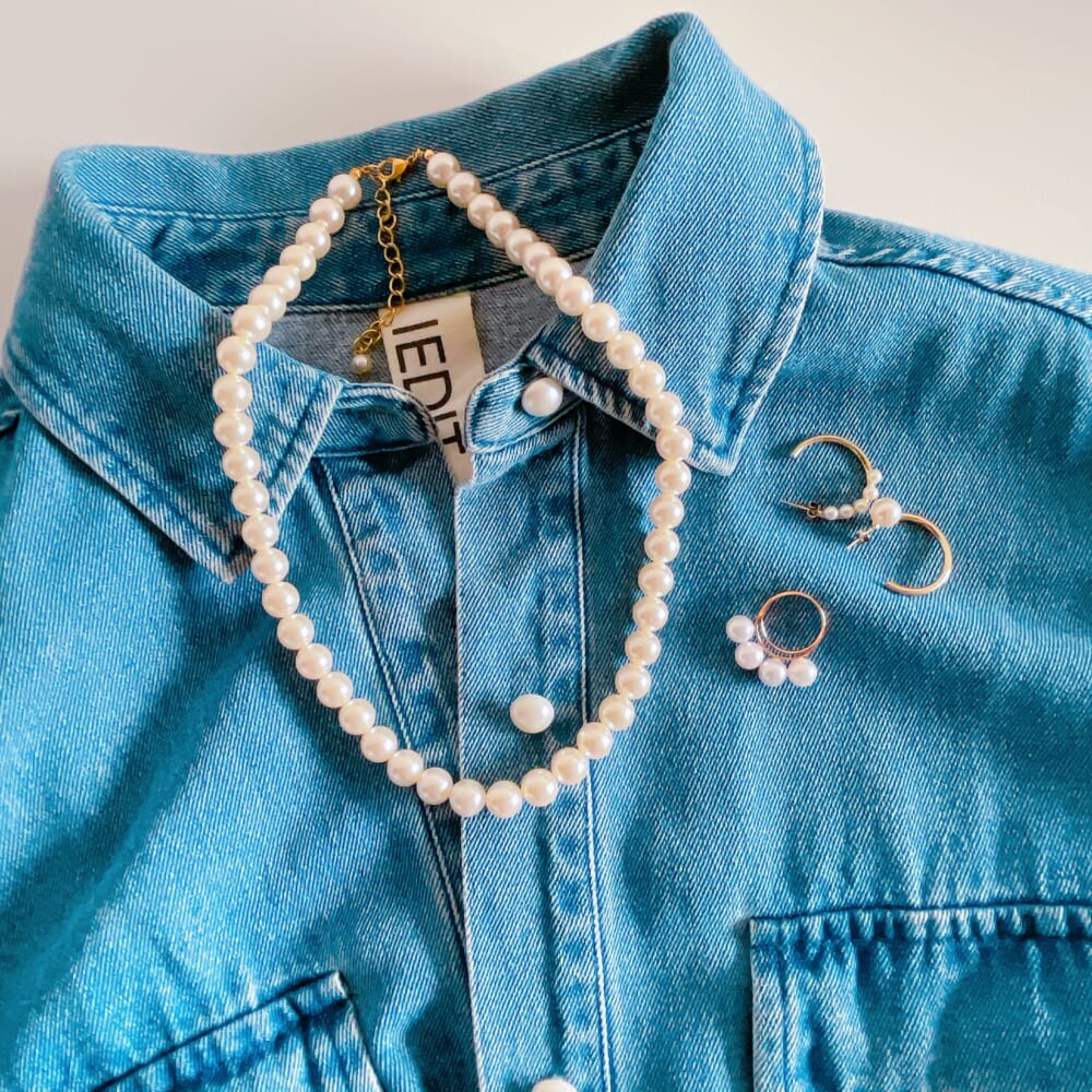 LEE100人隊のデニムシャツとパールアイテム