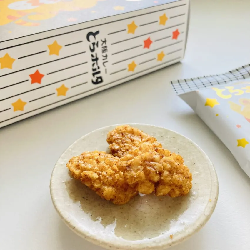 OKINI菓子工房「大阪カレー とらボルタ」中身