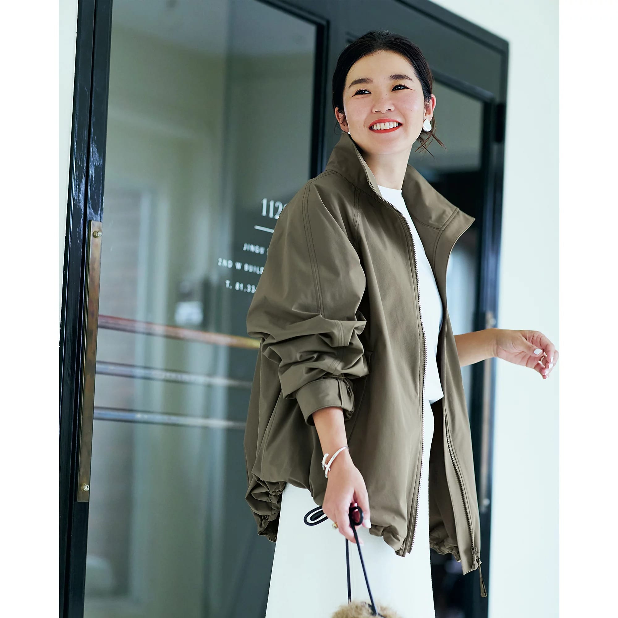 Demi-Luxe BEAMS
【洗える】オーバースタンドブルゾン.M
￥35,200