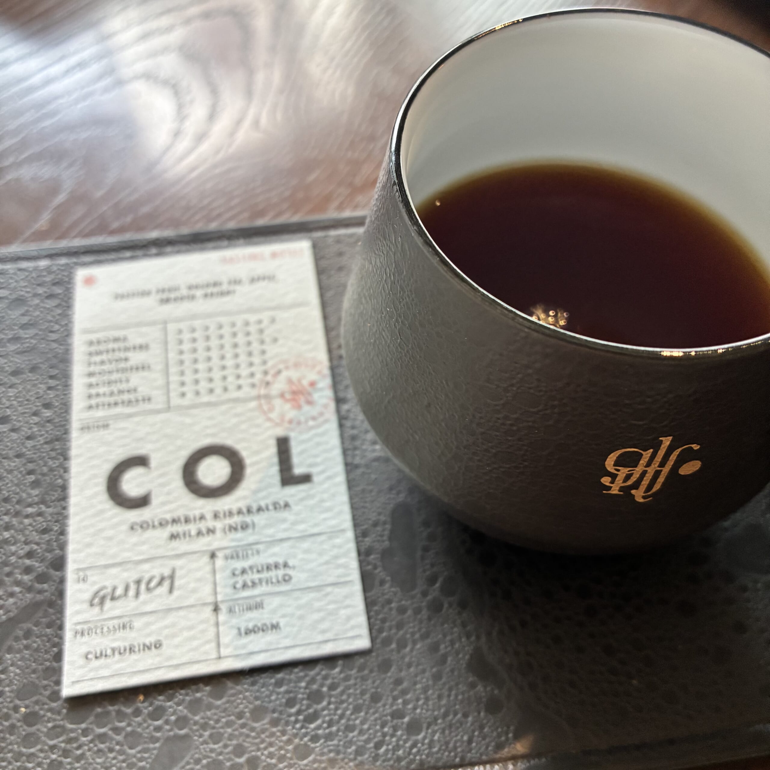 Glich COFEE&ROASTERS　東京　神保町　グリッチコーヒー＆ロースターズ