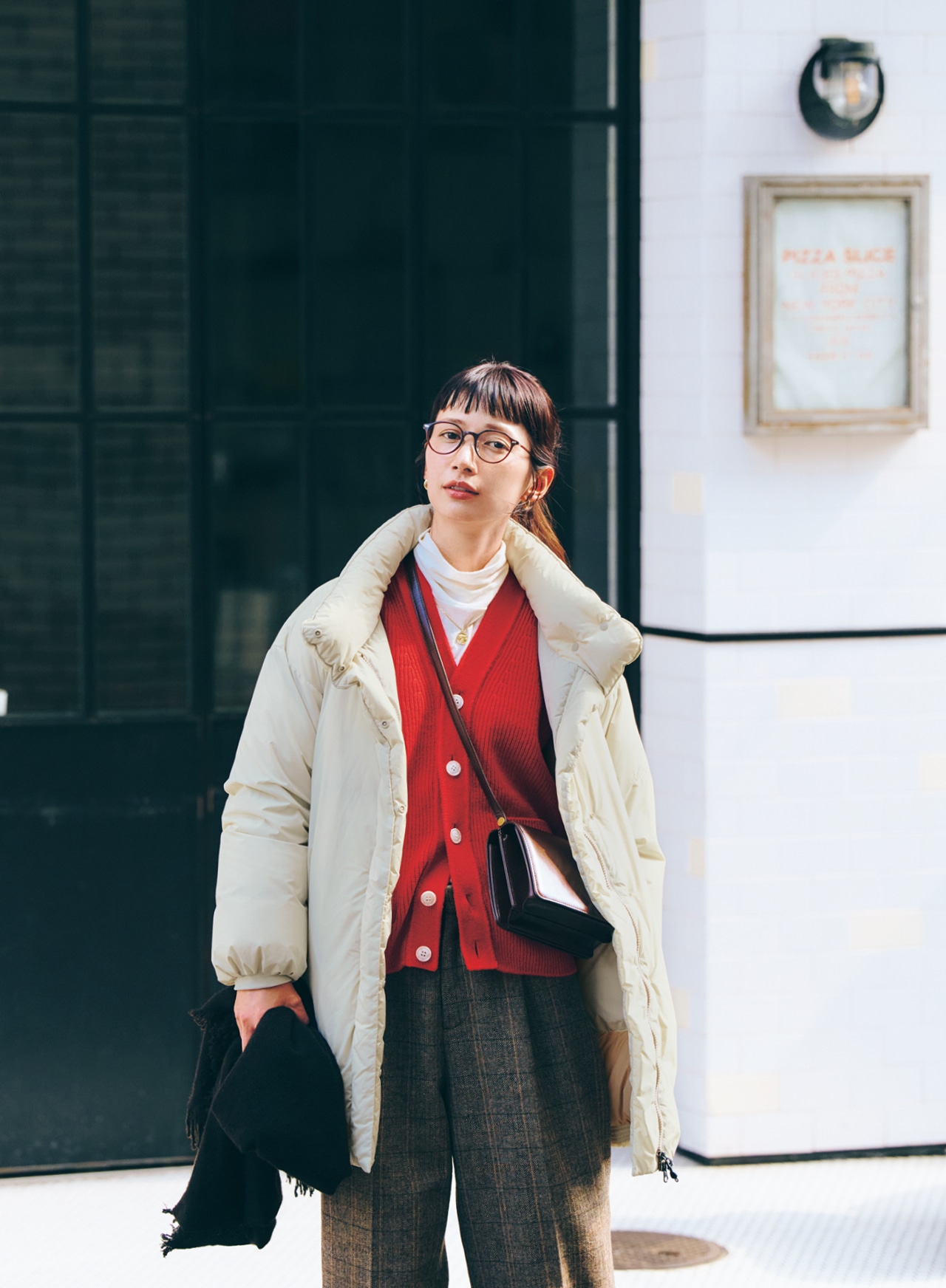 kazumiさんのLEE限定 NANGA(ナンガ)【洗える】【福田麻琴さんコラボ】【LEE別注】ミドル丈すっきりダウンコートのコーデ