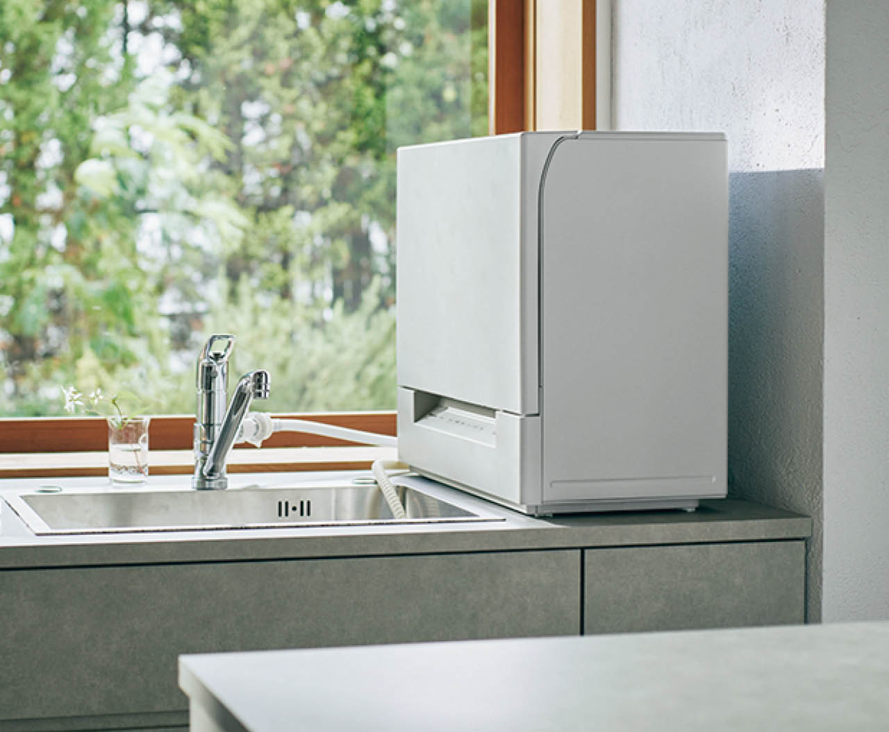 卓上型食器洗い乾燥機 スリムタイプ NP-TSK２／パナソニック