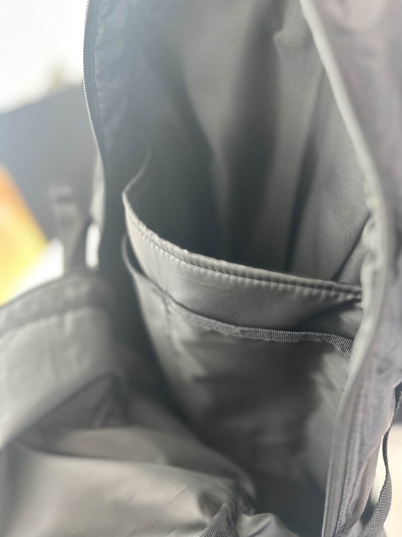 MIZUNO FOR MARGARET HOWELL パソコン収納