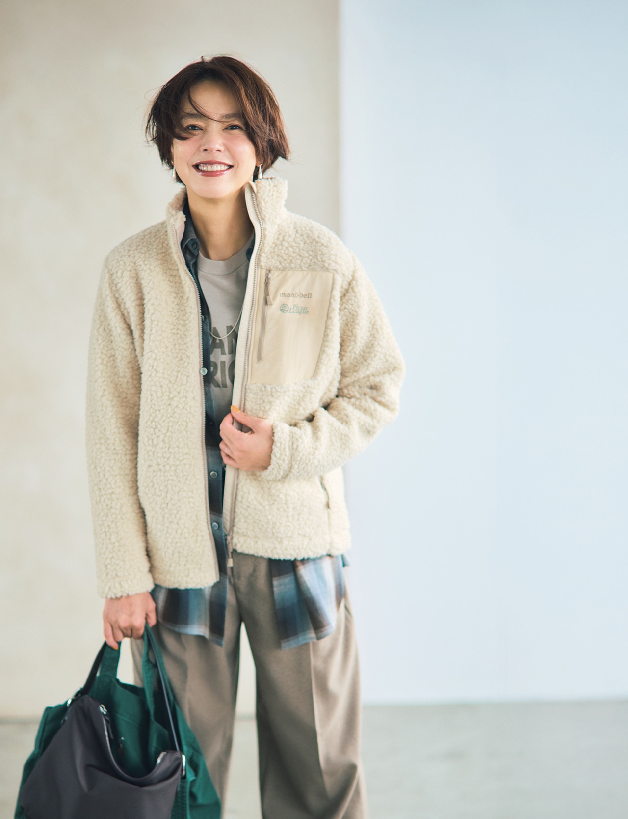 浅見れいなさんのLEE限定 mont-bell(モンベル)【洗える】クリマプラスシーリング ジャケット Woman’sのコーデ