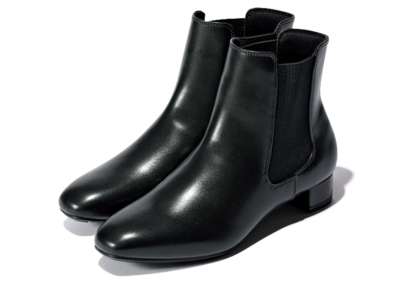 【sugata(スガタ)】の黒ショートブーツ ¥9900