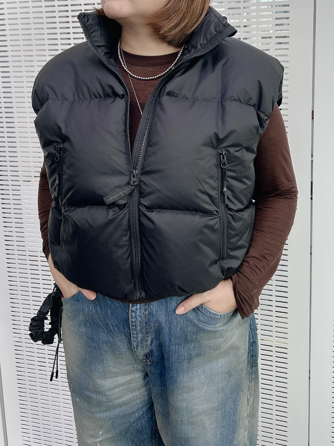 【ジェーン スミス×ワイルドシングス×ビューティーアンドユース】ショートダウンベスト　着用コーデ