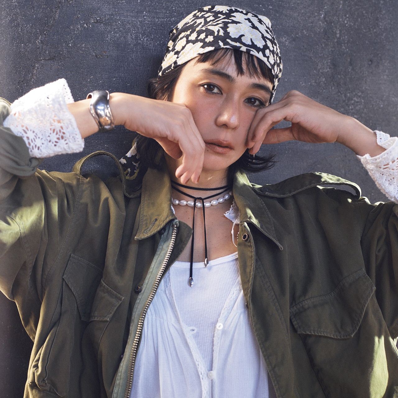 ネックレス重ねづけコーデ 竹下玲奈さん