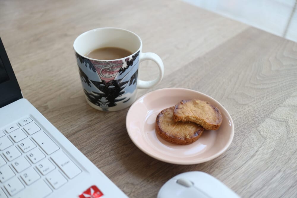 AGF　カフェオレ　カフェインレス