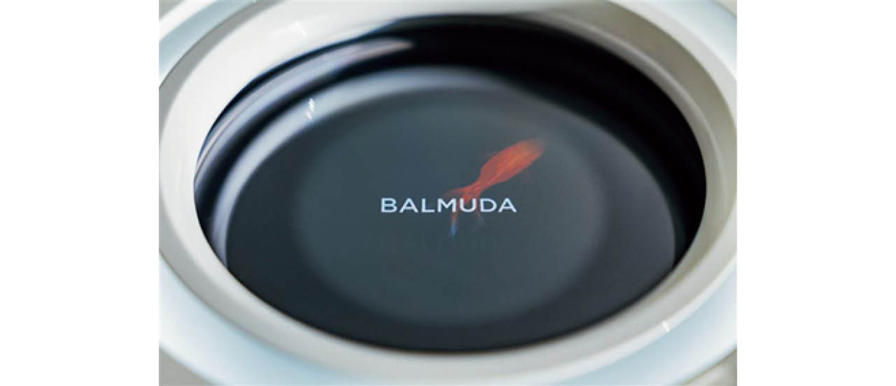 2025年新モデル！　新たに加わったディスプレイの水面の映像や音が癒し。