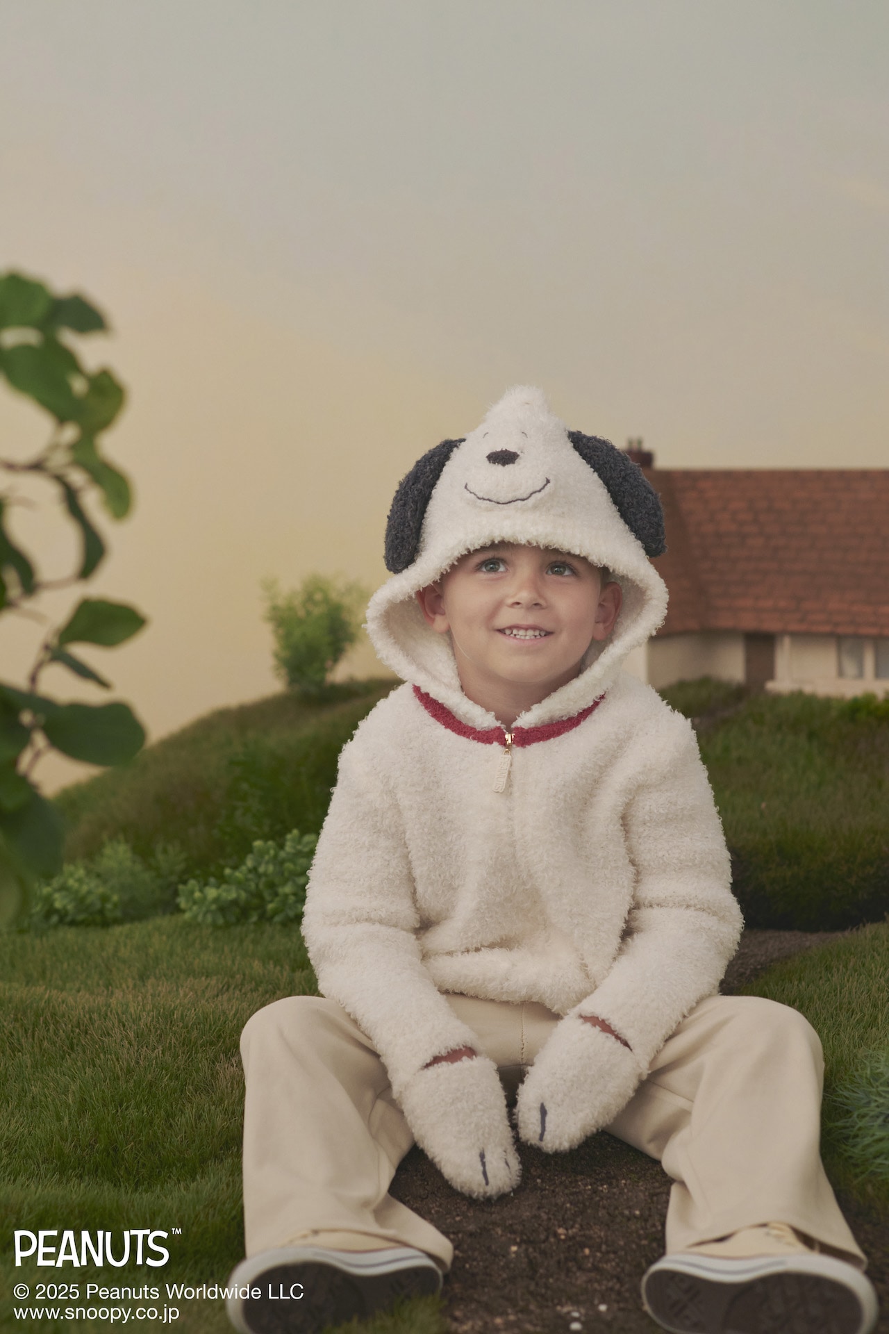 【PEANUTS PUPPIES】【KIDS】スヌーピーパーカ 男の子着用