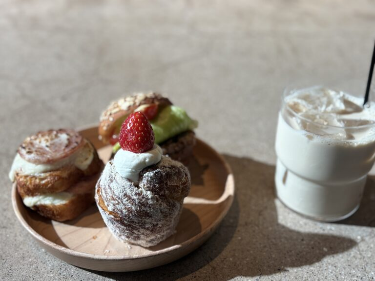 御茶ノ水「dacō(ダコー)」イートイン