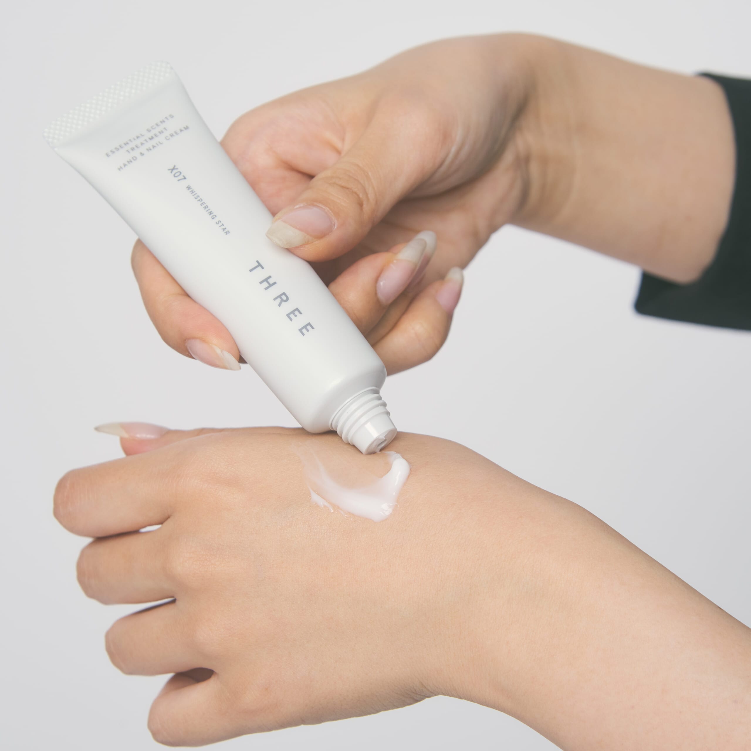 【THREE】エッセンシャルセンツ ハンド＆ボディ ケア キット Ｒを使ってみた！