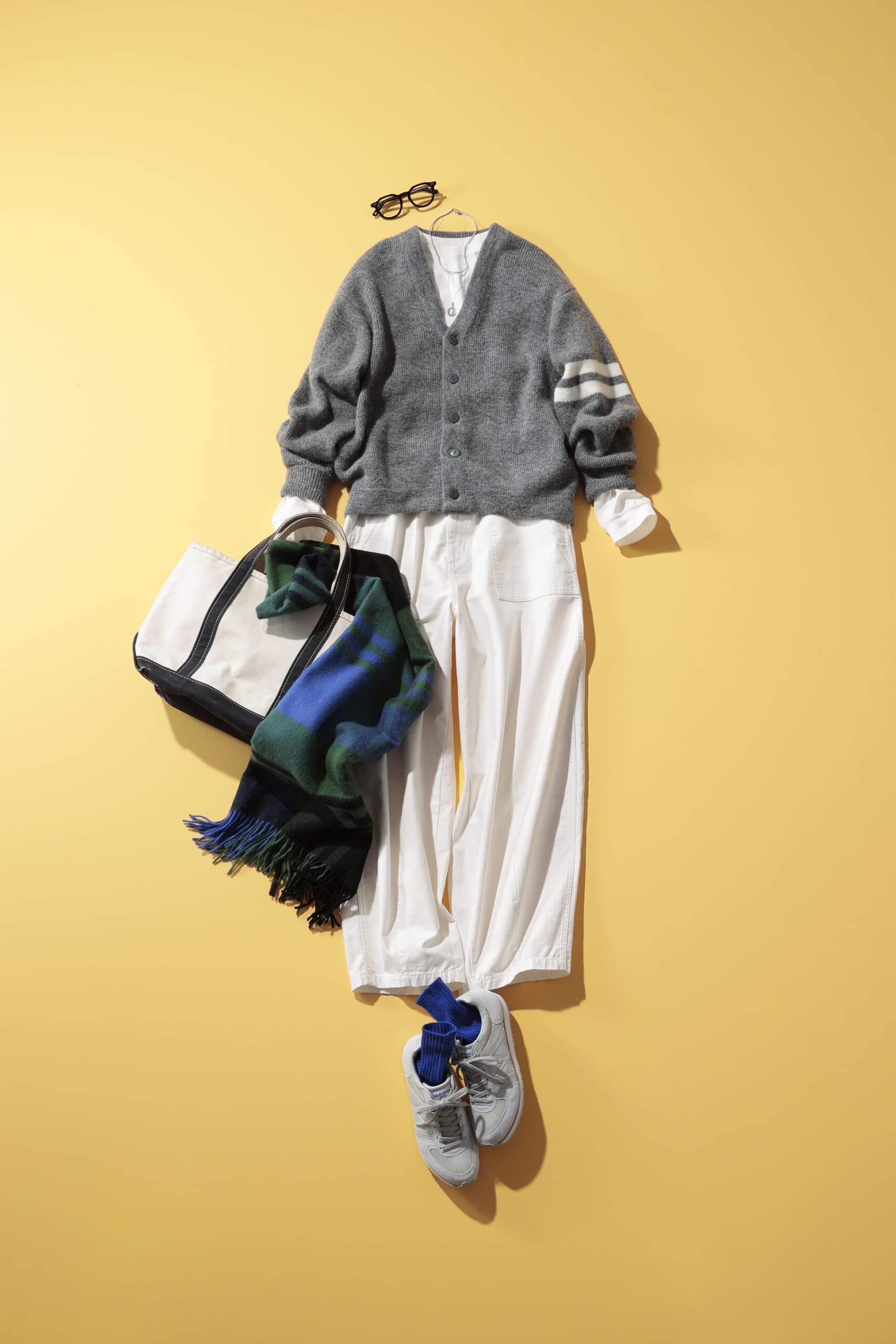 スニーカーのコーディネートをスタイリストが指南 LEEマルシェ MIZUNO