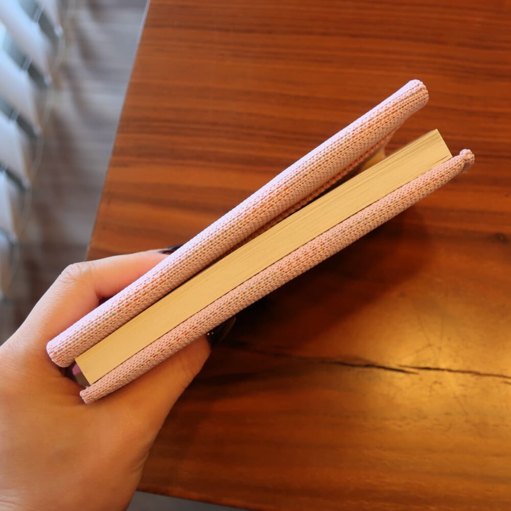 コメダ珈琲　ニットブックカバー