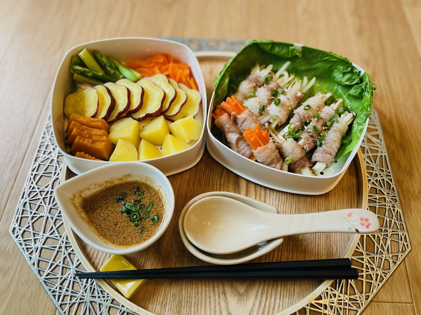 蒸し料理
豚肉
野菜