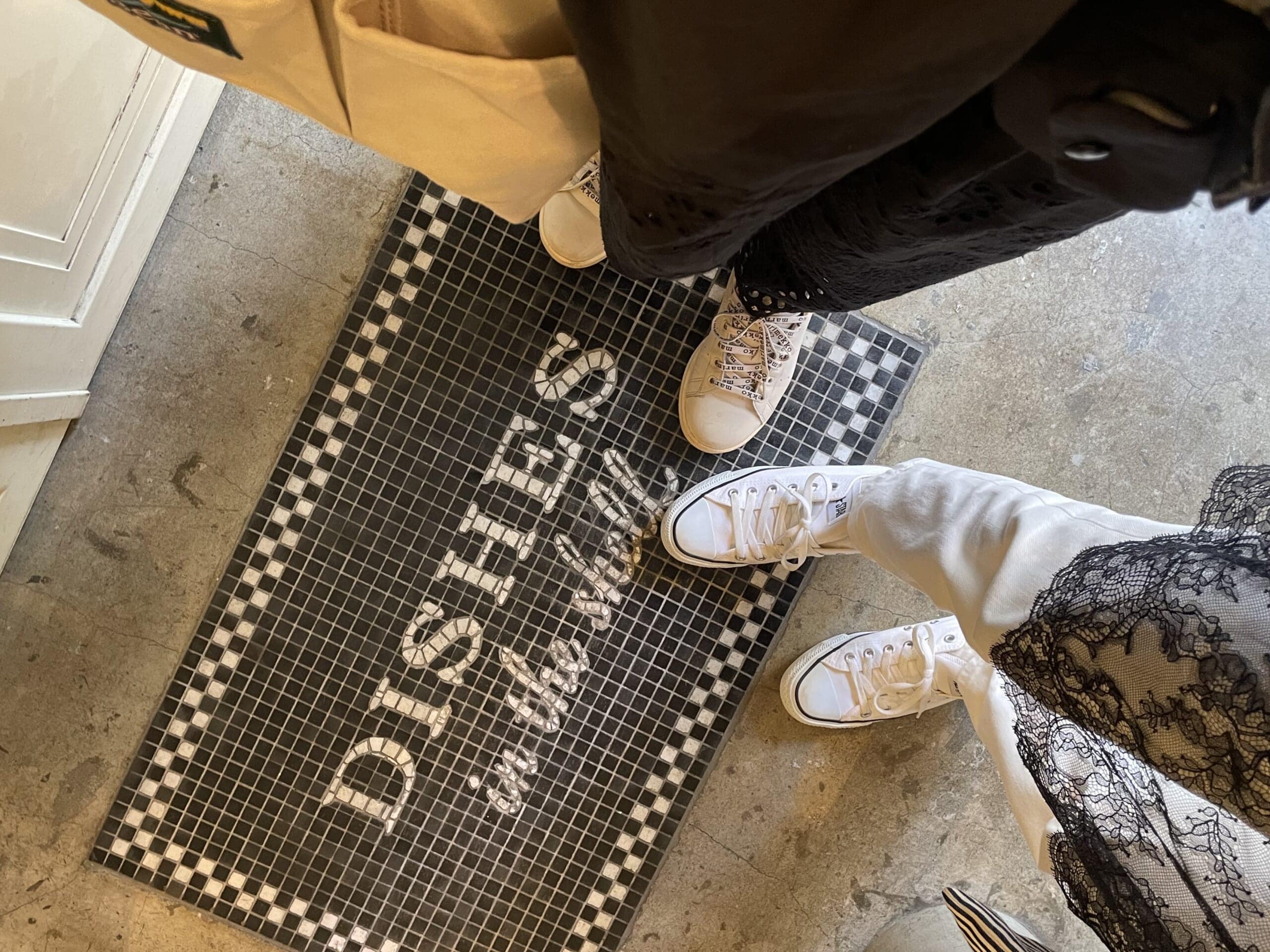 40代女性の2025年11月下旬コーデ、足元写真5