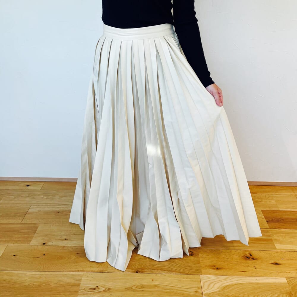 エトレトウキョウ　プリーツスカート　ロングスカート