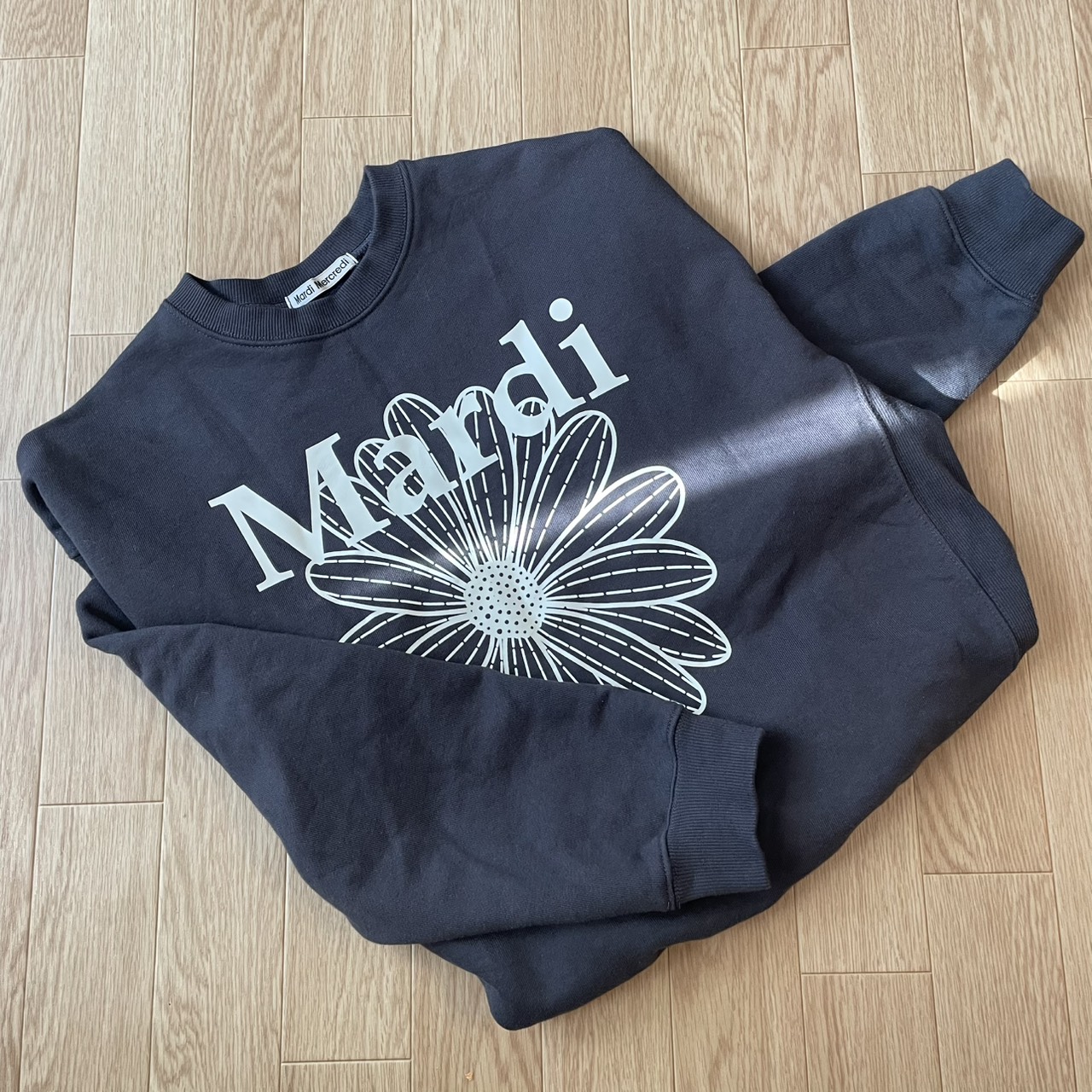 スウェット　Mardi Mercredi　トレーナー