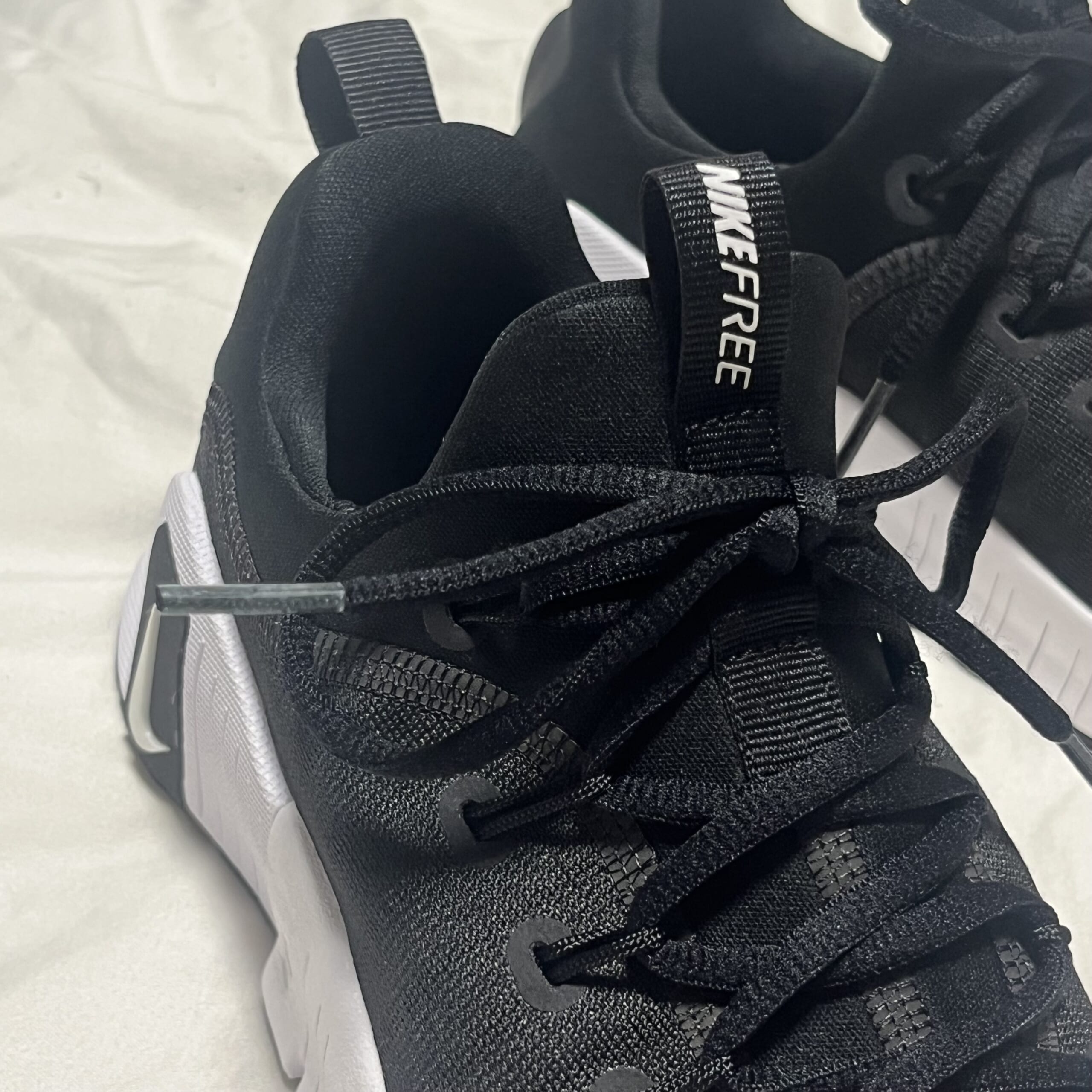 スニーカー
ナイキ