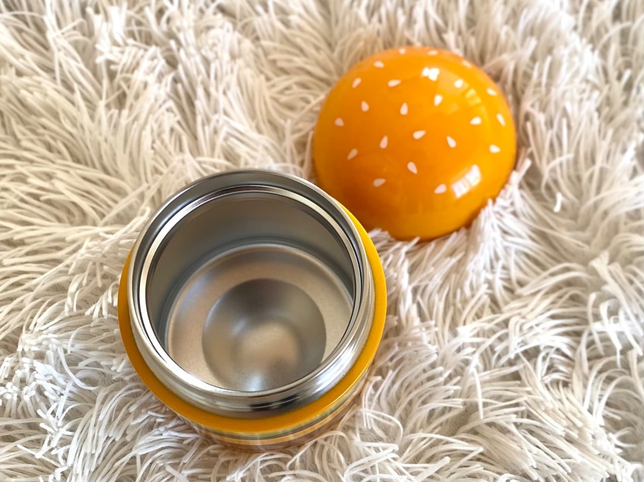 マクドナルド×フランフランコラボ福袋中身「ビッグマックスープジャー」ふたを開けた様子