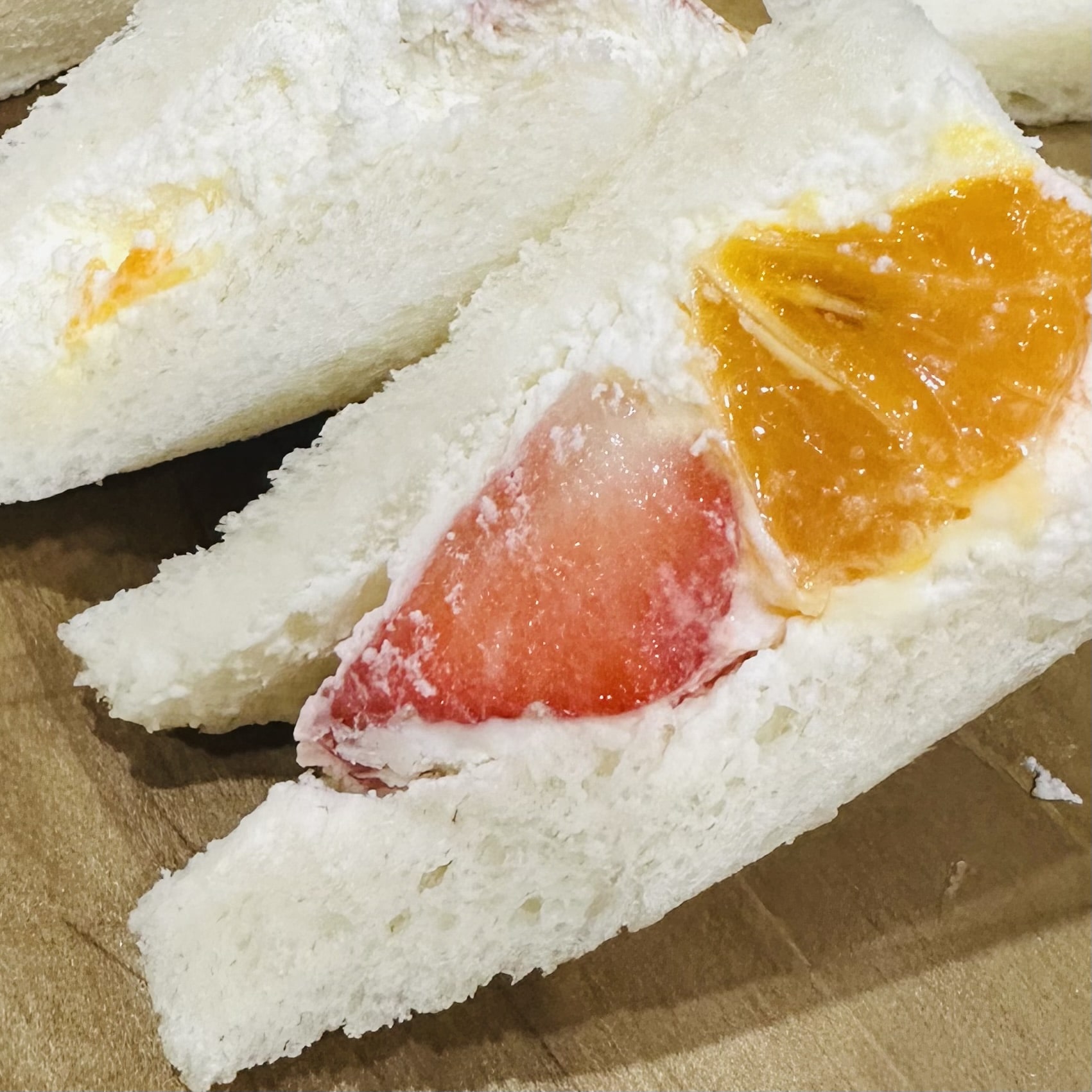 メルヘン　サンドイッチ　グランスタ東京