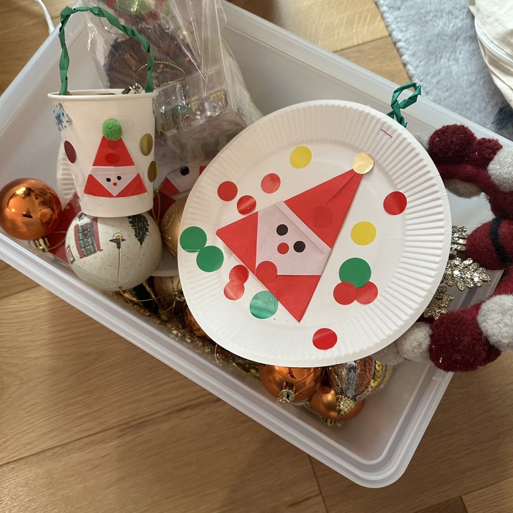 クリスマスツリー 飾りつけ オーナメント