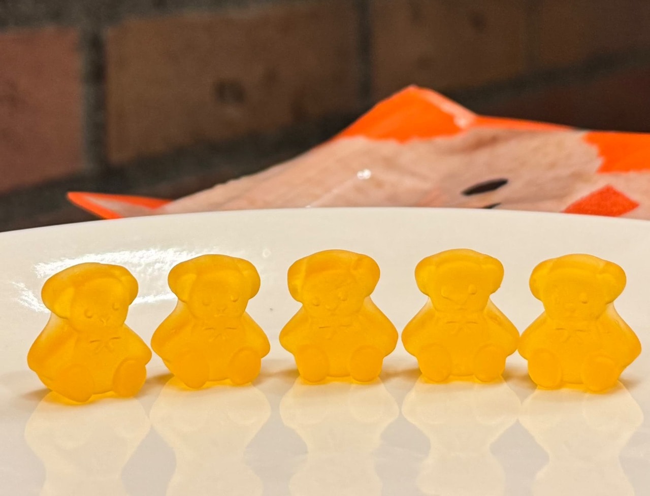 タリーズ福袋「2026 HAPPY BAG」5500円バッグの中身・ベアフル オリジナルグミ(マンゴータンゴスワークル®風味)中身