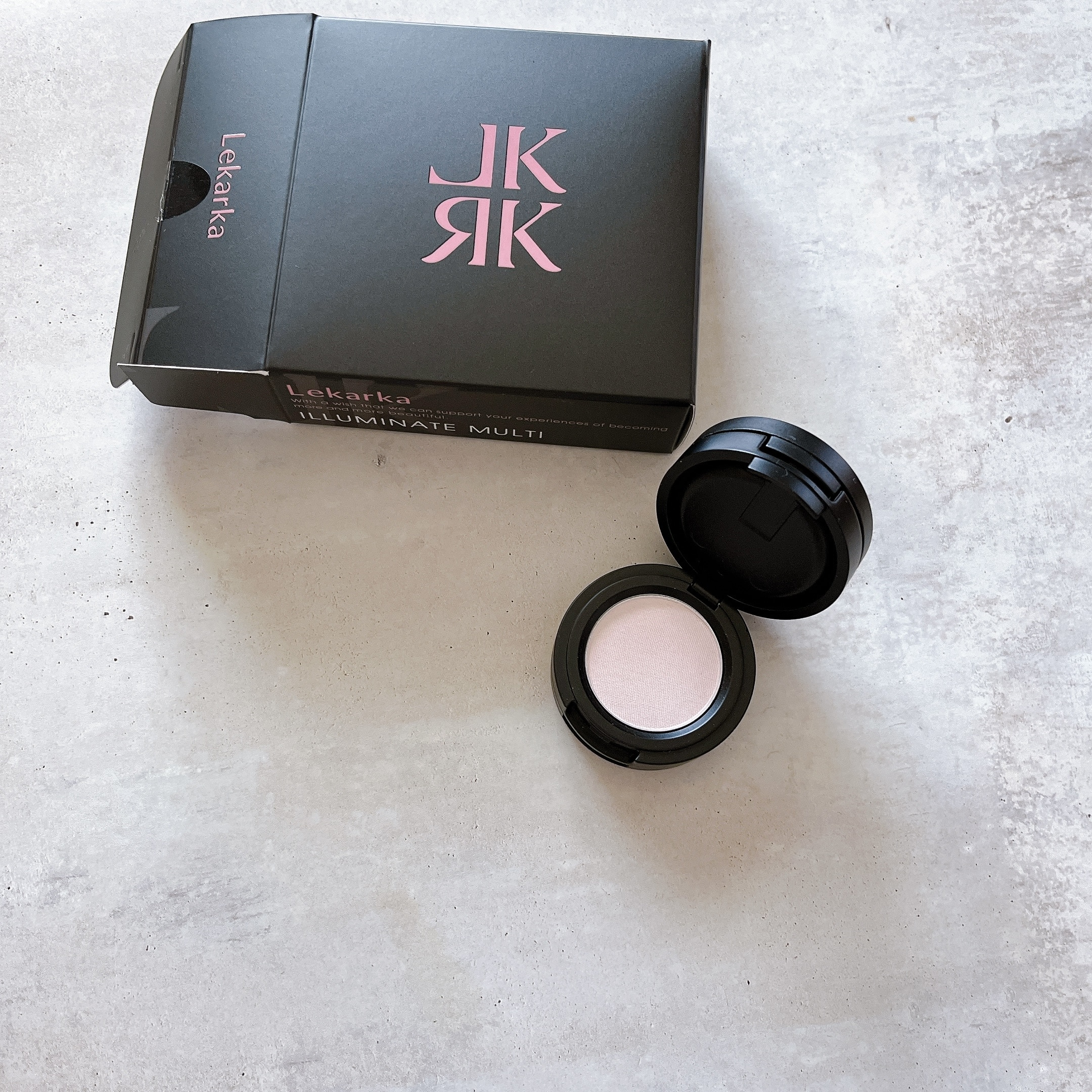 レカルカ イルミネイトマルチ