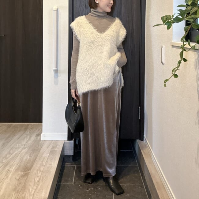 【30代ママの冬コーデ3days】ベロア・サテン・ファーで楽しむ異素材ミックス｜新TBのご挨拶（そのぴ）