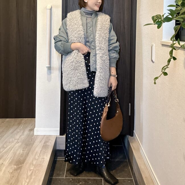 【30代ママの冬コーデ3days】ベロア・サテン・ファーで楽しむ異素材ミックス｜新TBのご挨拶（そのぴ）