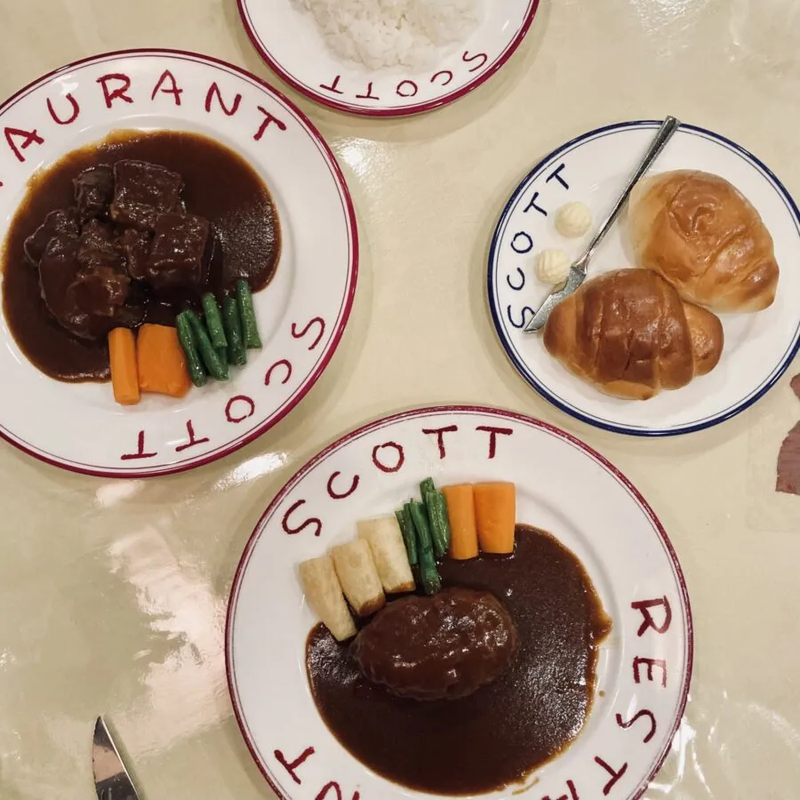 熱海「レストランスコット」メイン料理とパン